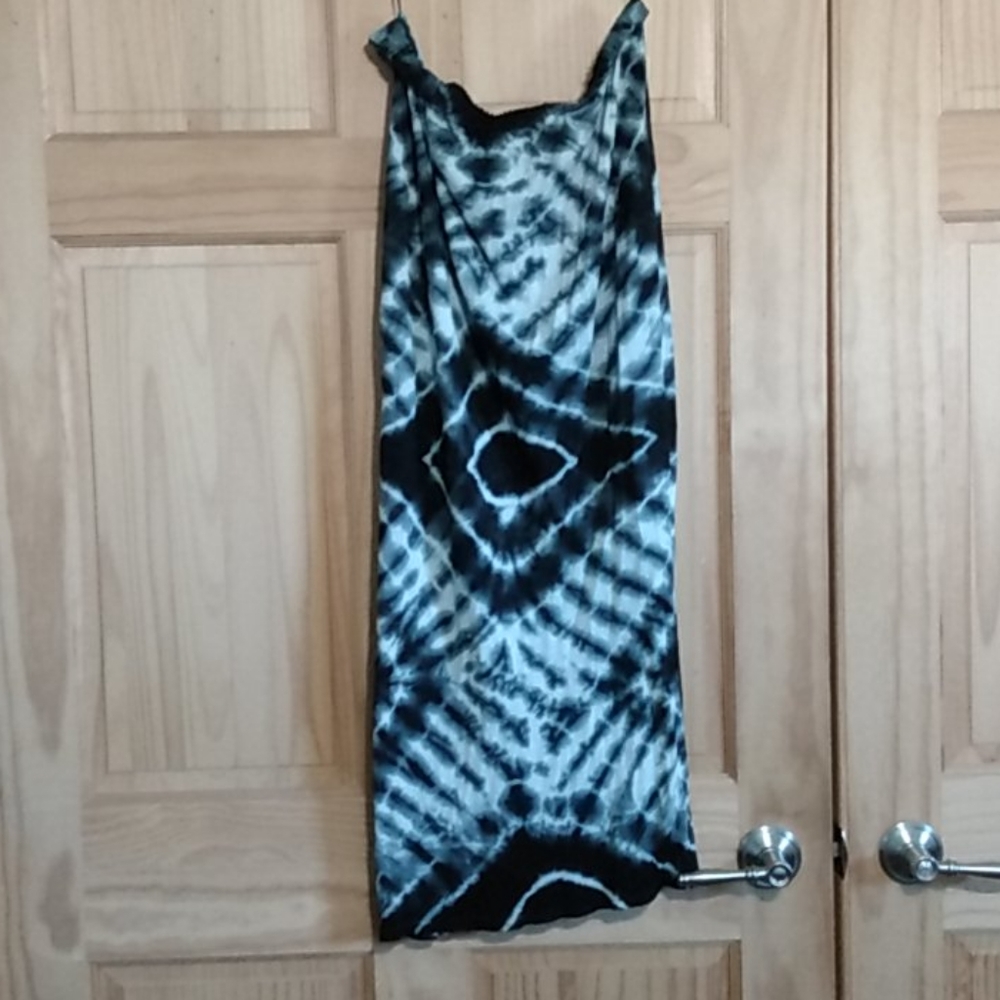 Split-Side Black Tie Dye Maxi Skirt